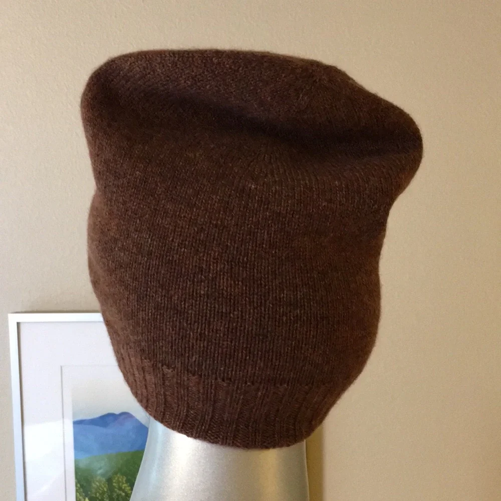100% Cashmere Knit Beanie Reversible by St. Bernard
